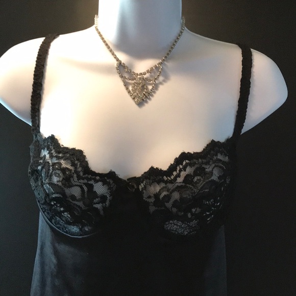 Vintage Rhinestone Necklace and Earrings Set EC - Picture 2 of 8